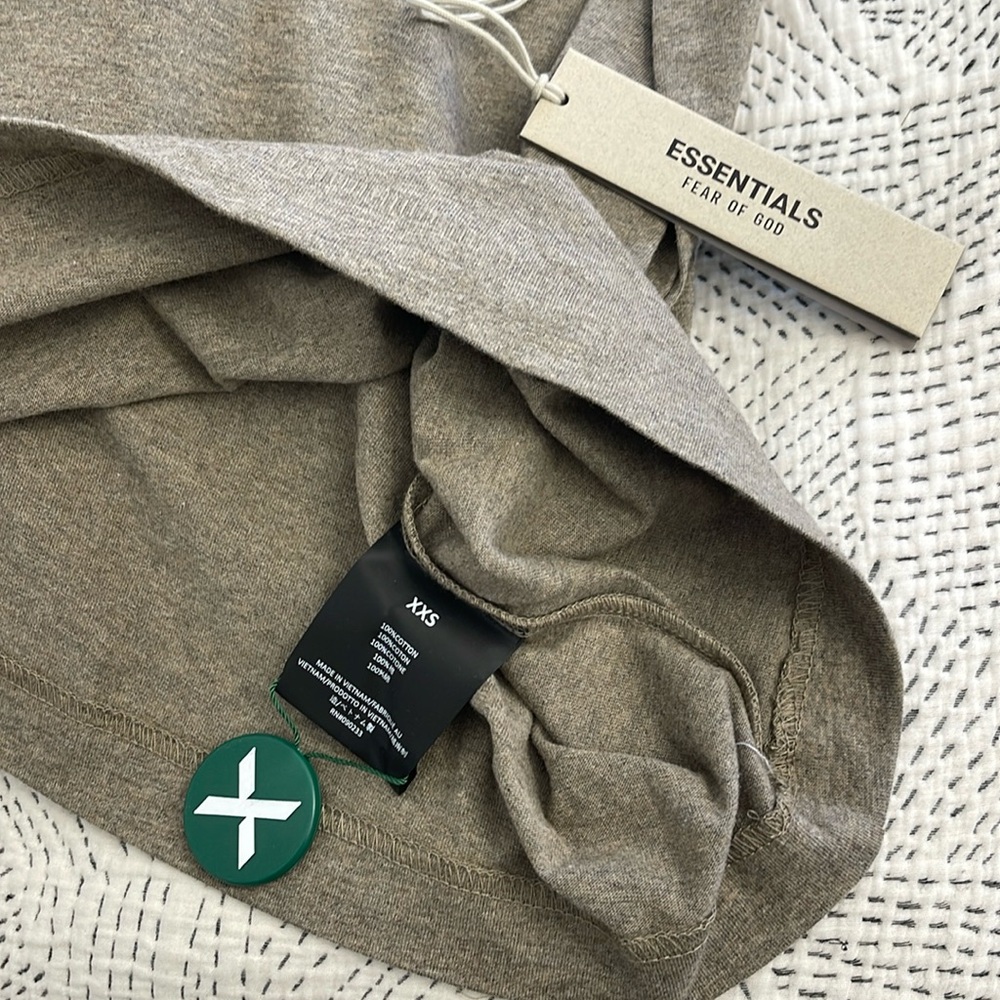 Essentials fear of god t shirt